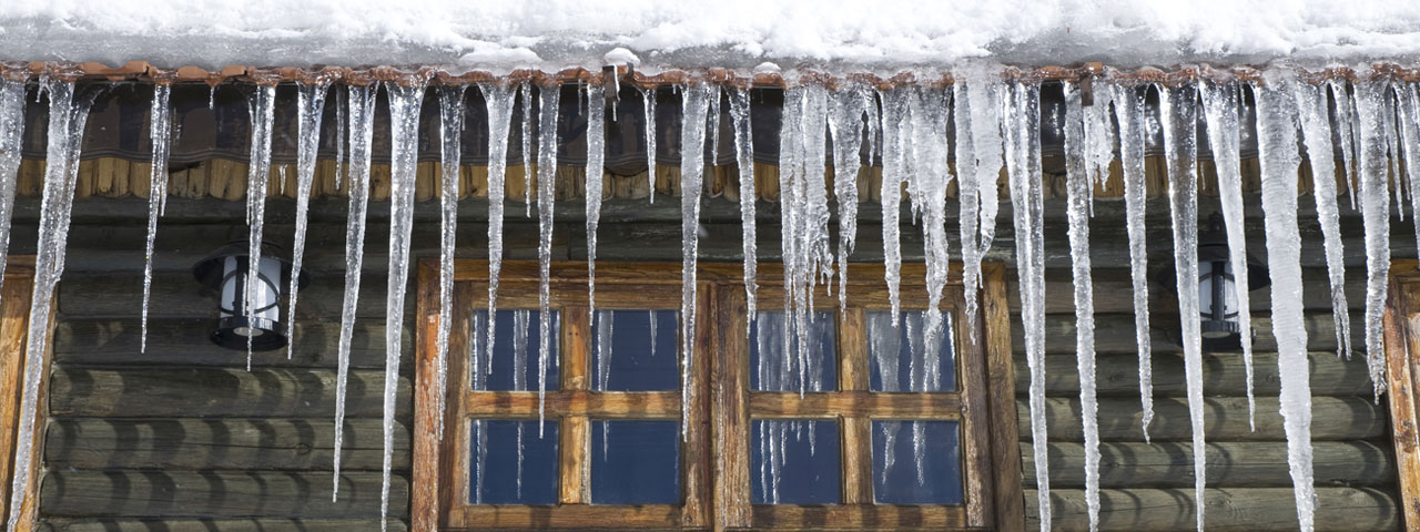 Spray foam prevents ice dams by providing proper insulation in Eugene attic spaces